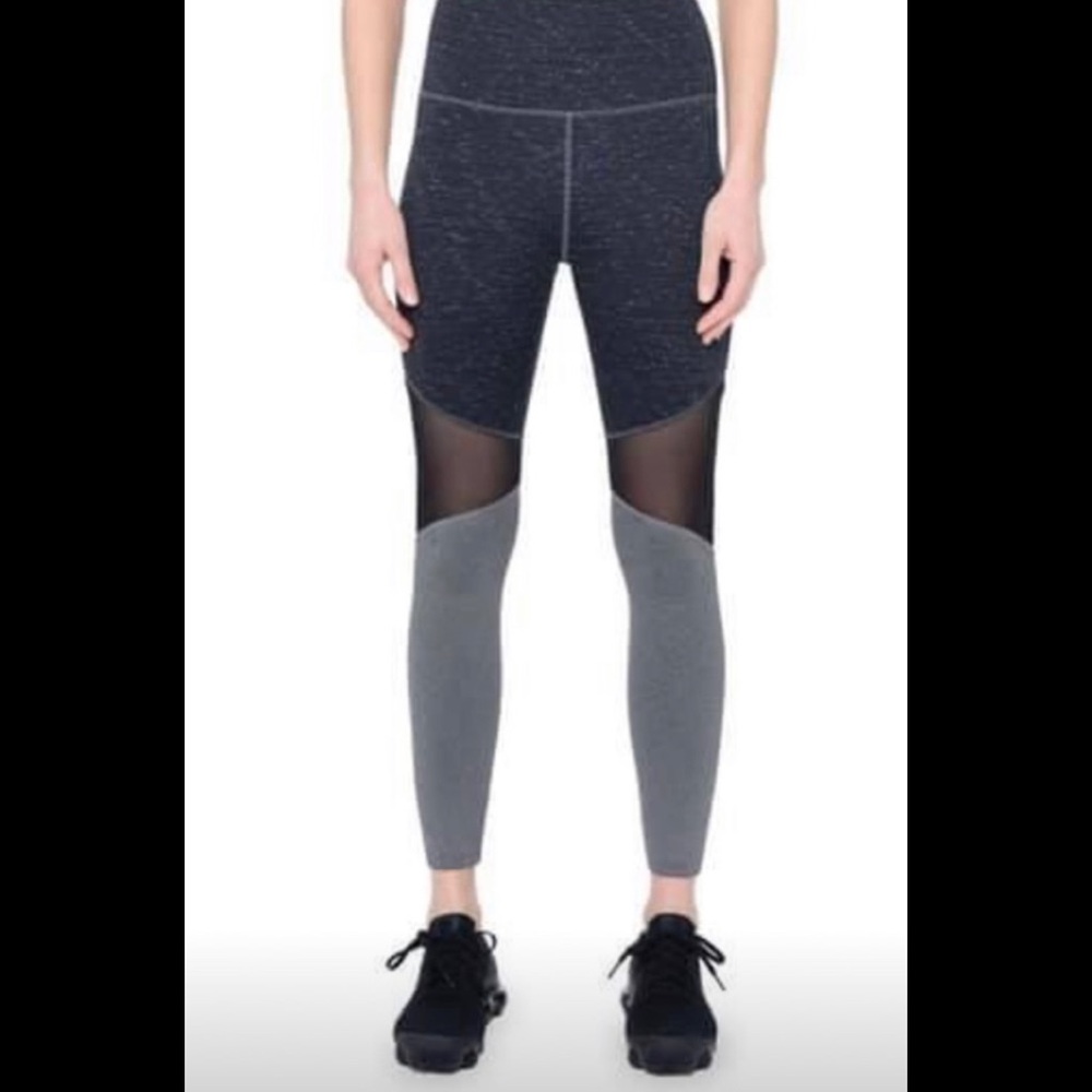 Nylora leggings high rise.